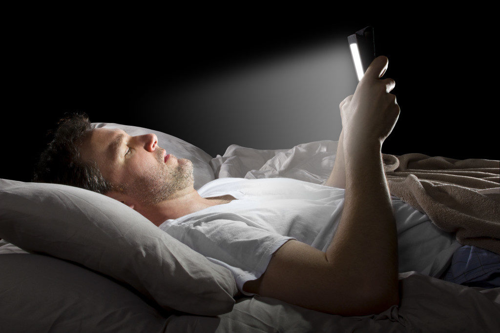 Learn how to end insomnia and lose weight once and for all for better health.